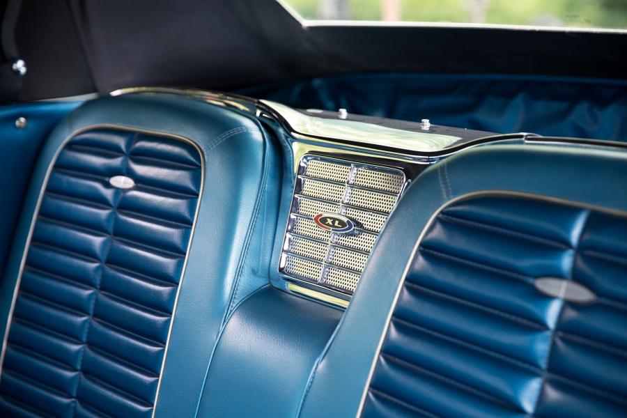 Детали интерьера Ford Galaxie 500 XL Convertible (76A/65) 1964 года  (фото 22 из 28)